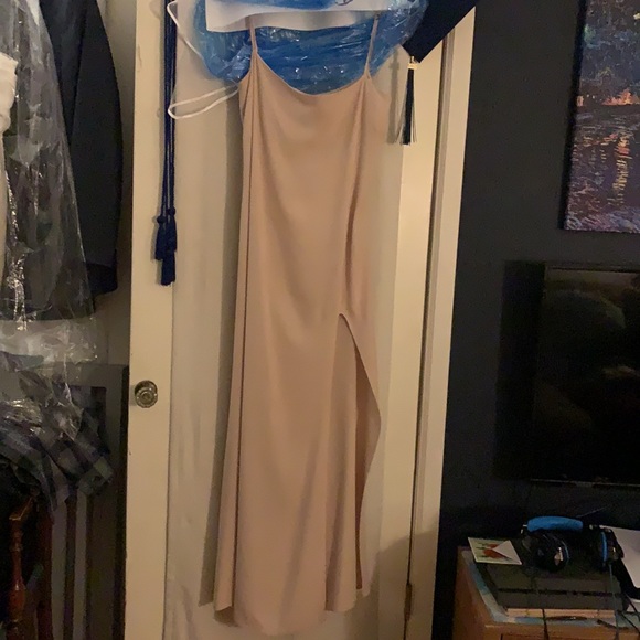 Reformation Keys Dress in Champagne - Picture 8 of 10